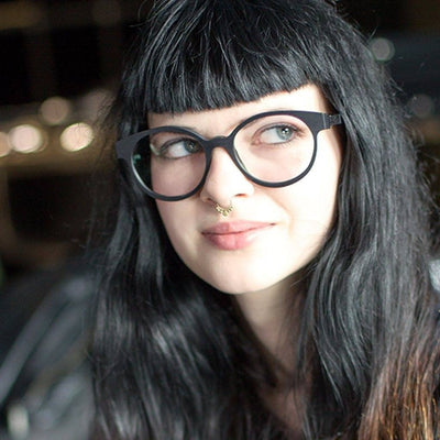 Julia S (Dis-Con)-ic! berlin-Sin Chew Optics